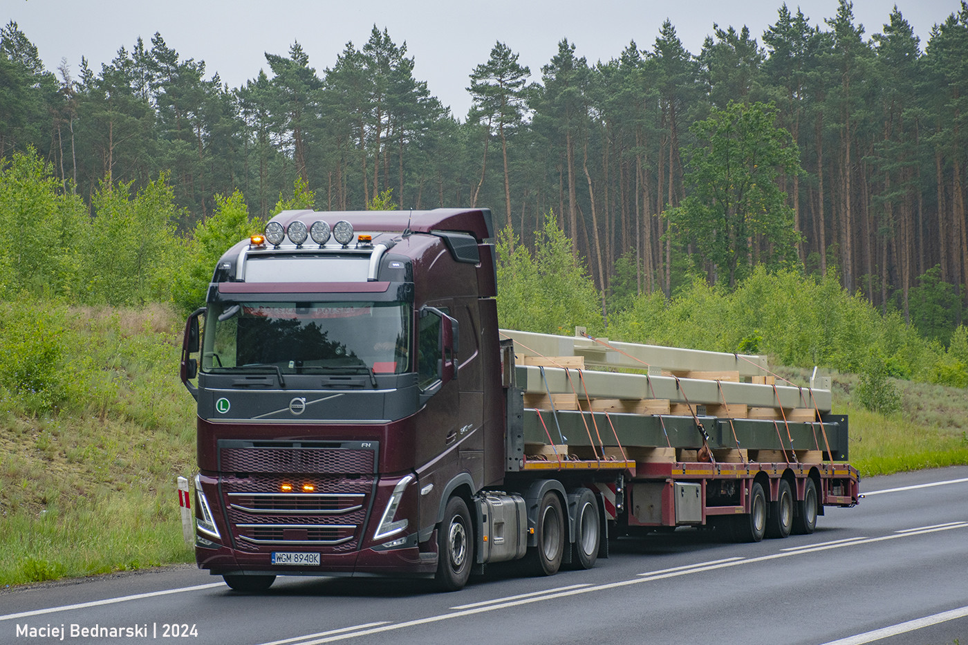 Volvo FH 420 Globetrotter XL V 6x2  #WGM 8940K