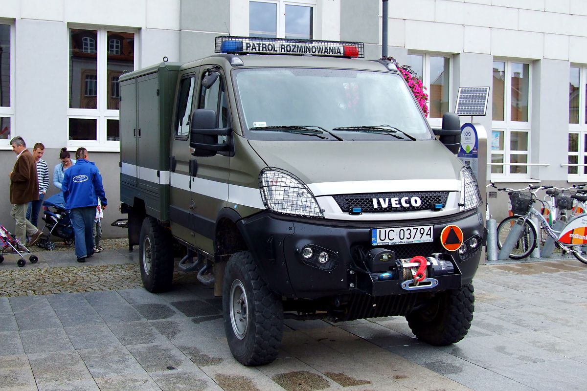 Iveco Daily 55S17W 4x4 #UC 03794