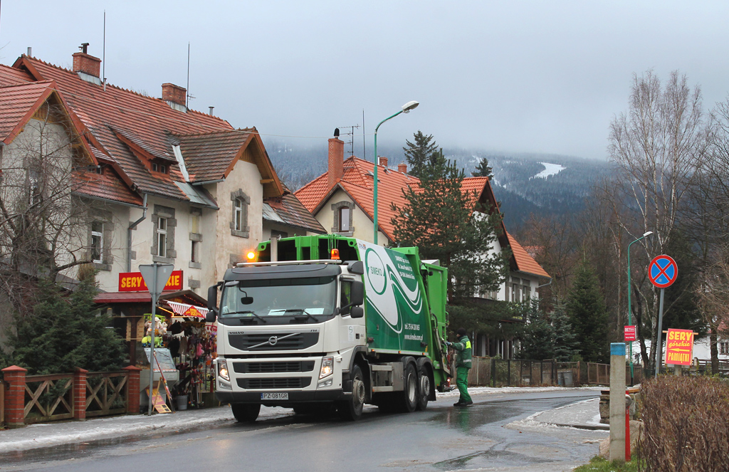 Volvo FM 330 III 6x2 #PZ 081GR