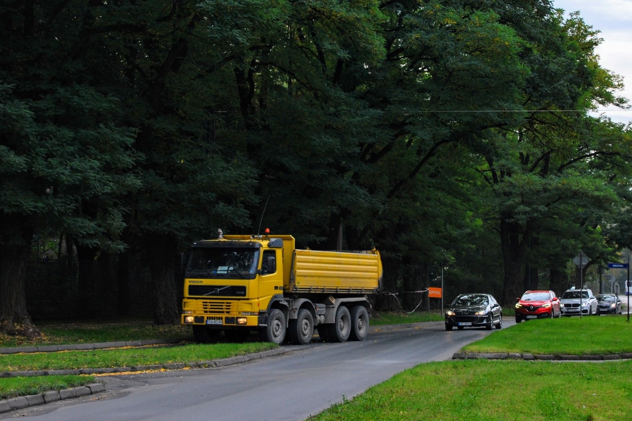 Volvo FM12 380 I 8x4 #KRA 4034H