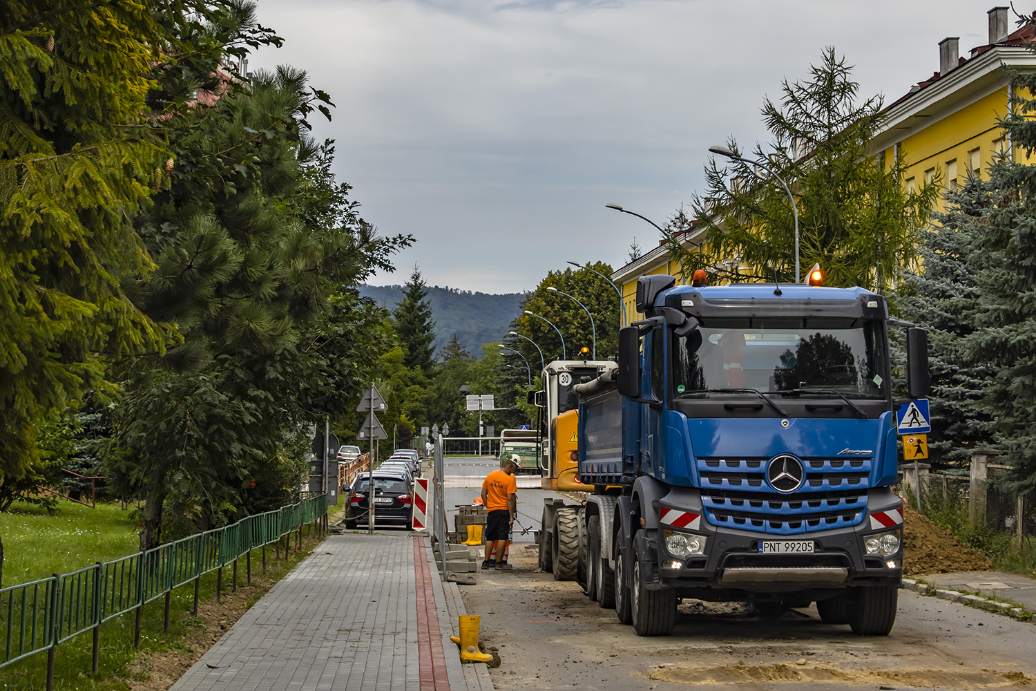 Mercedes-Benz Arocs 3245 M ClassicSpace 8x4 #PNT 99205