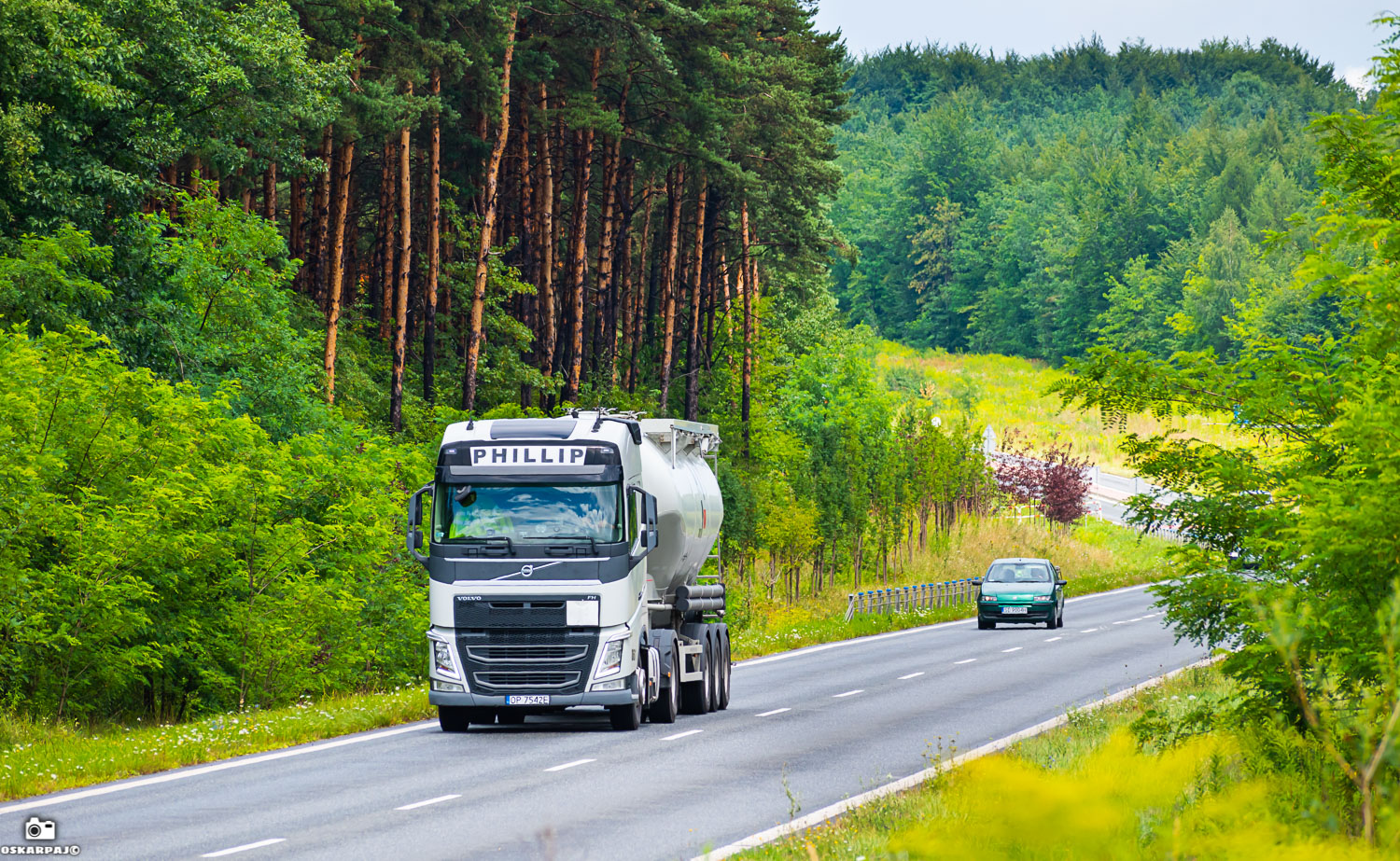 Volvo FH 420 Globetrotter IV #061