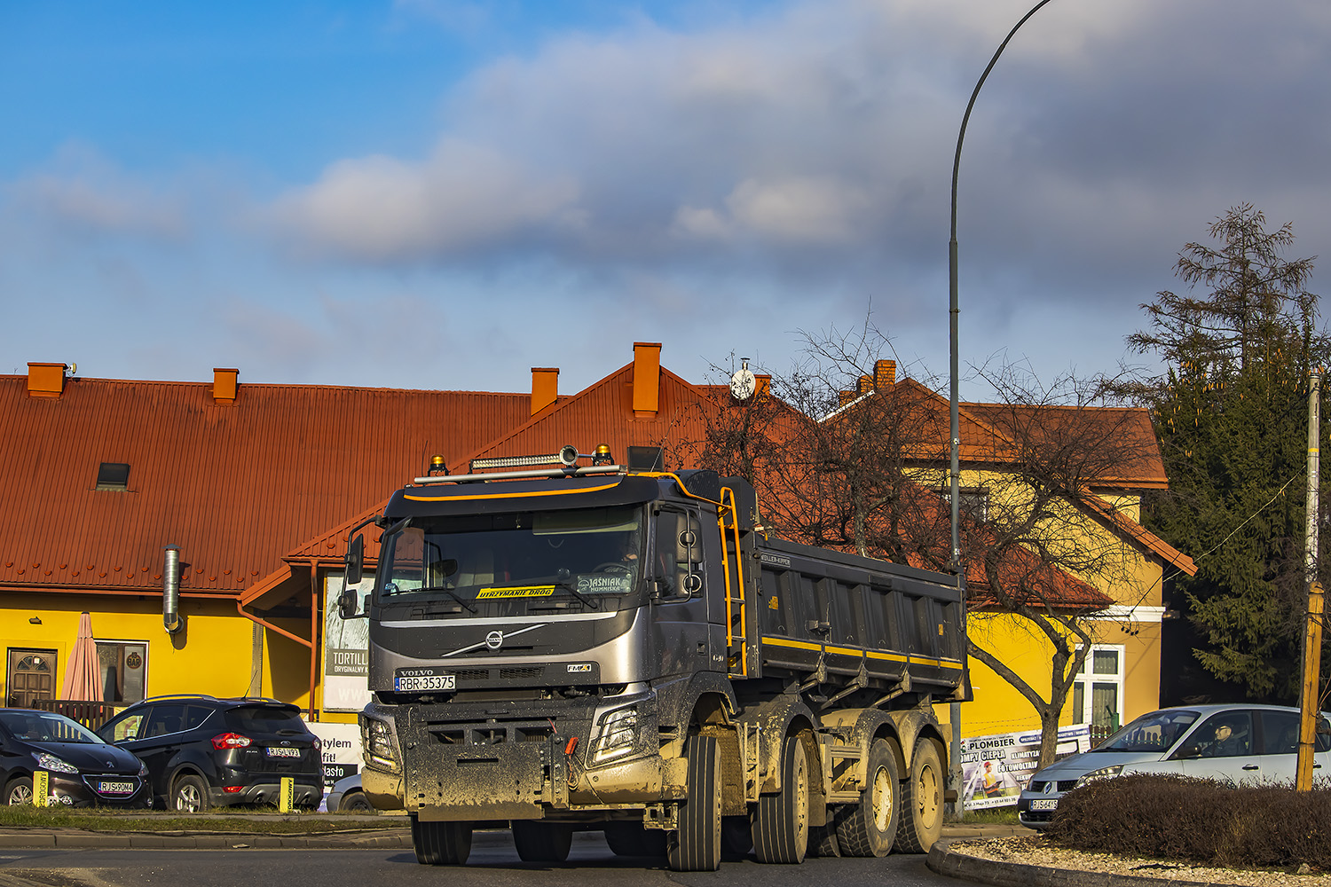 Volvo FMX II 8x4 #RBR 35375