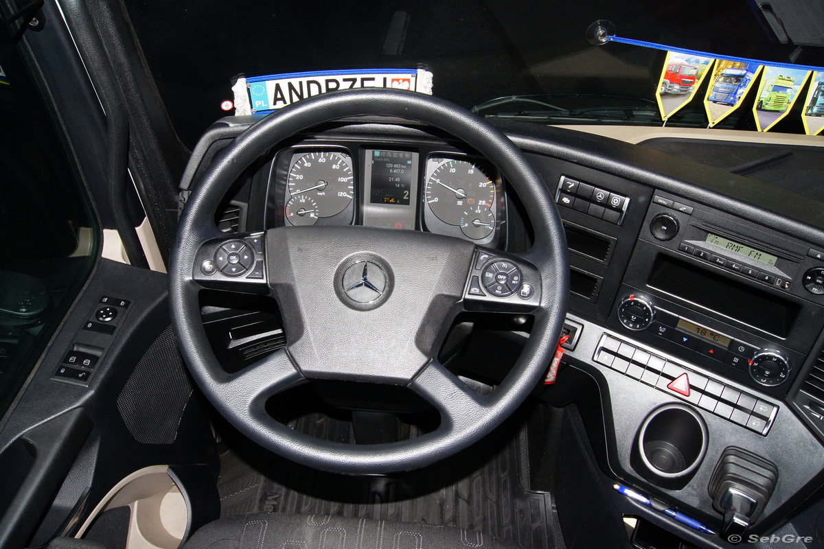 Mercedes-Benz Actros 1842 StreamSpace MP4 #PI1311