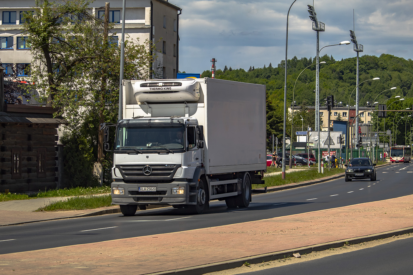 Mercedes-Benz Axor 1829 S MP2 #RLA 25020