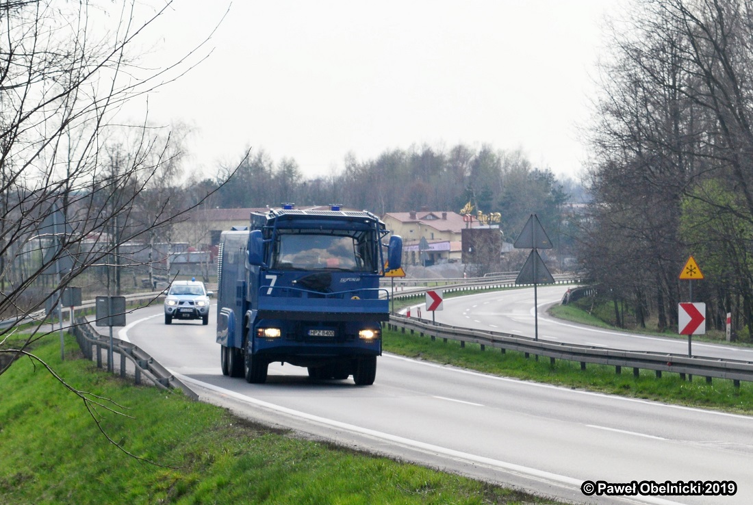 Scania R420 6x6 / Tajfun III #7
