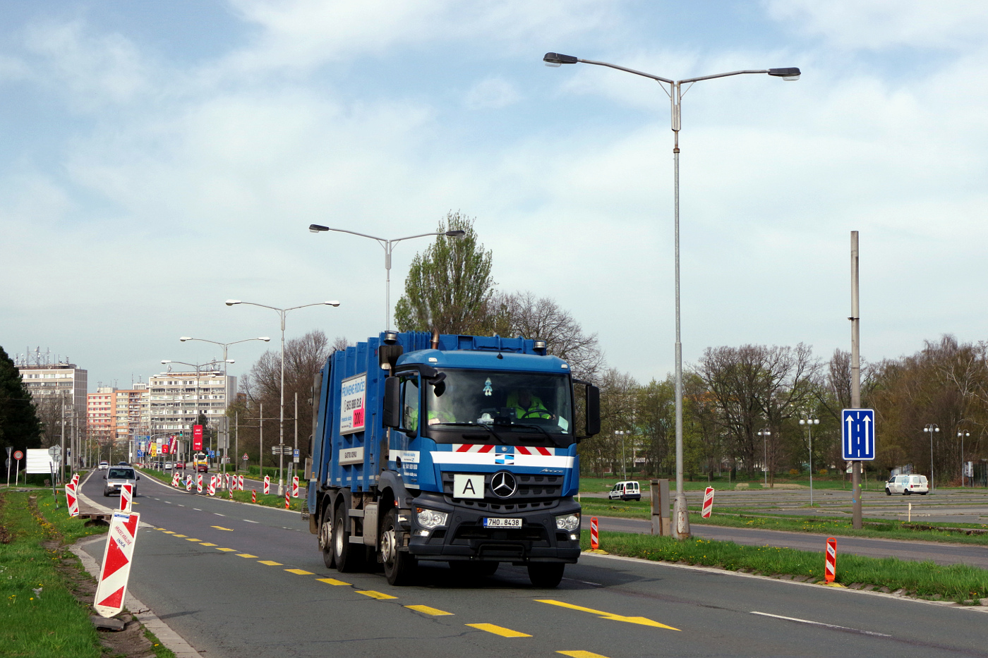 Mercedes-Benz Arocs 2636 M ClassicSpace 6x2 #7H0 8438