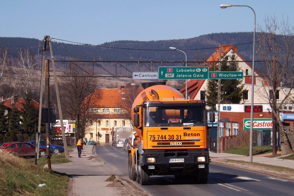 Iveco EuroTrakker 8x4 #DKA V776