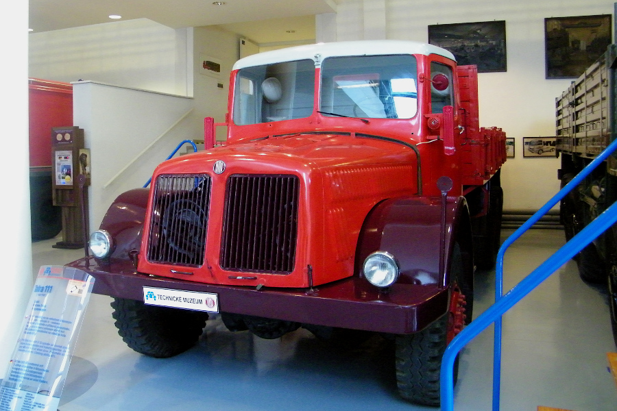 Tatra 111 #
