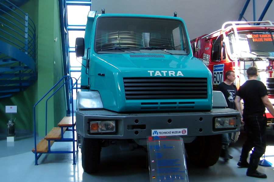 Tatra 162 #