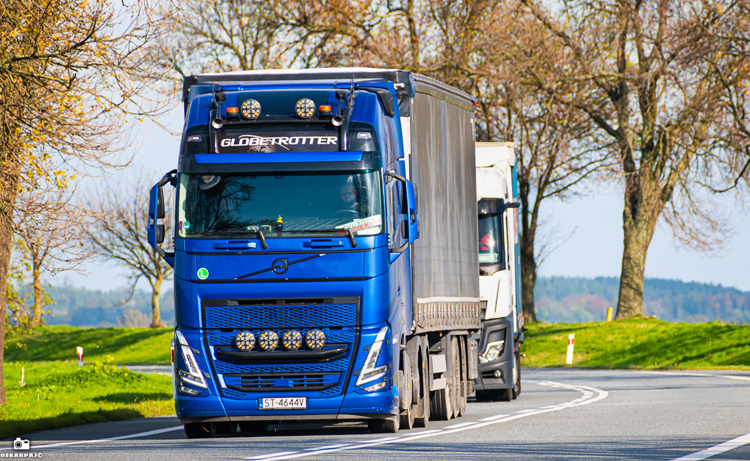 Volvo FH Globetrotter XL V 6x2 #ST 4644V